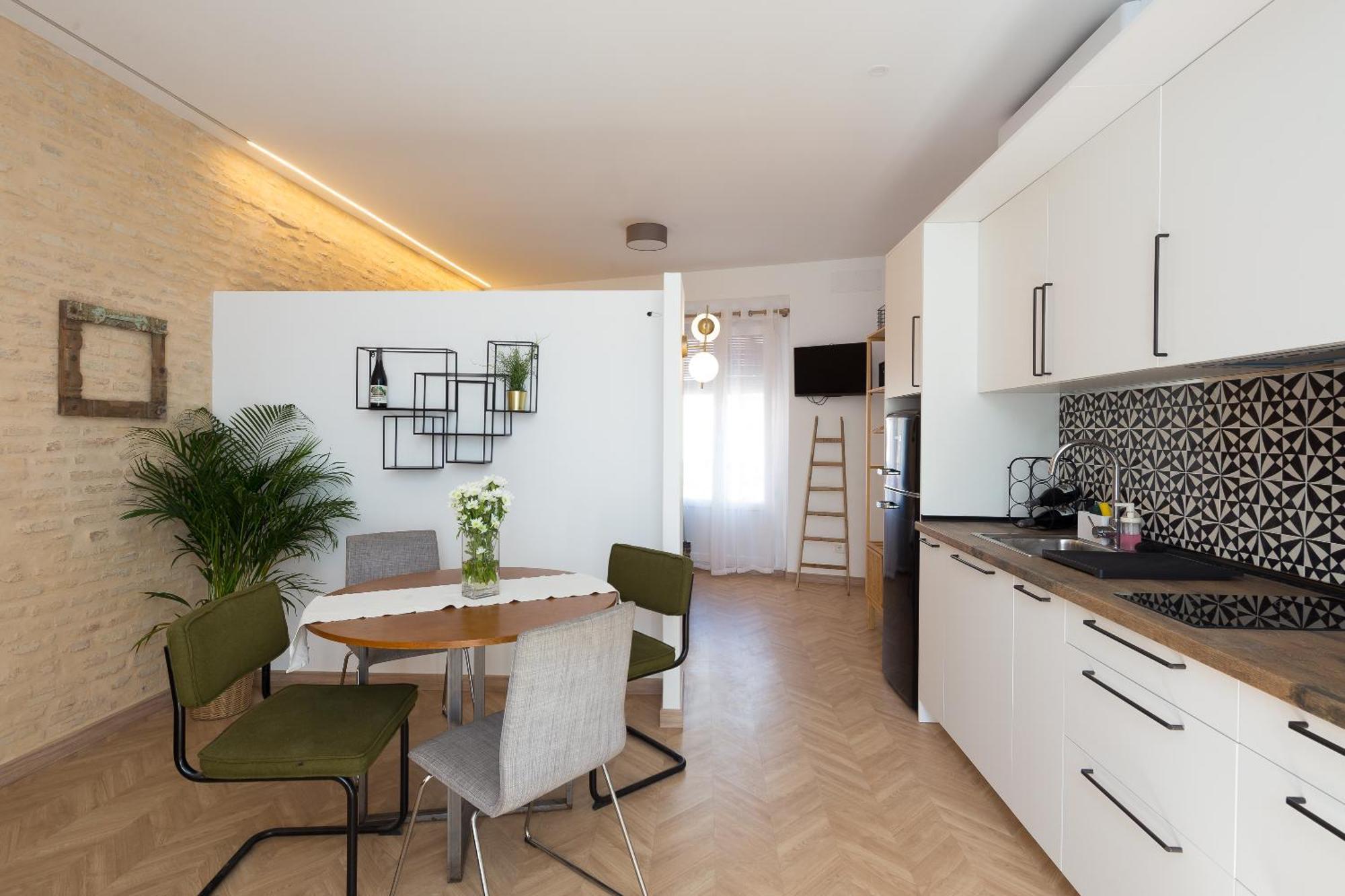 Center Apartment Fully Eqquiped Opcional Breakfast Σεβίλλη Εξωτερικό φωτογραφία
